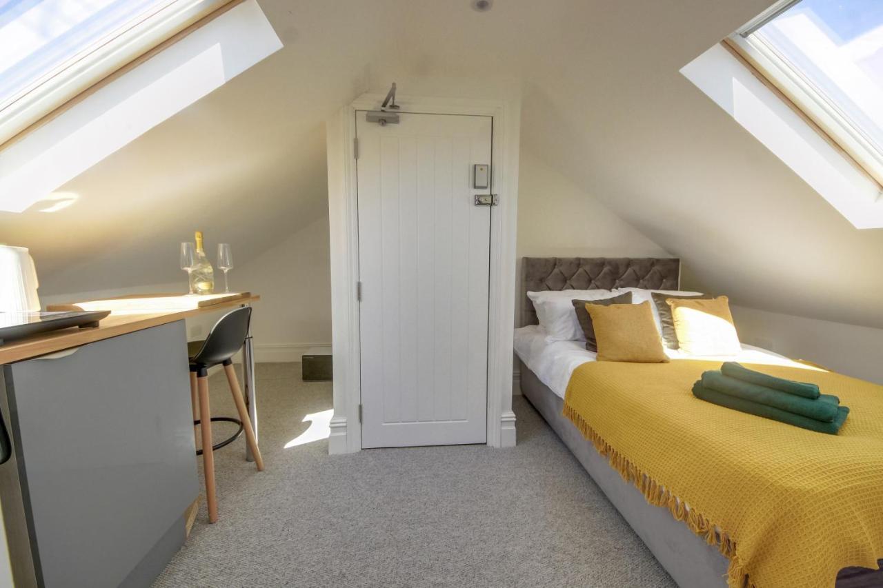 Bay City Studio Apartments By Staying-Away Cardiff Buitenkant foto