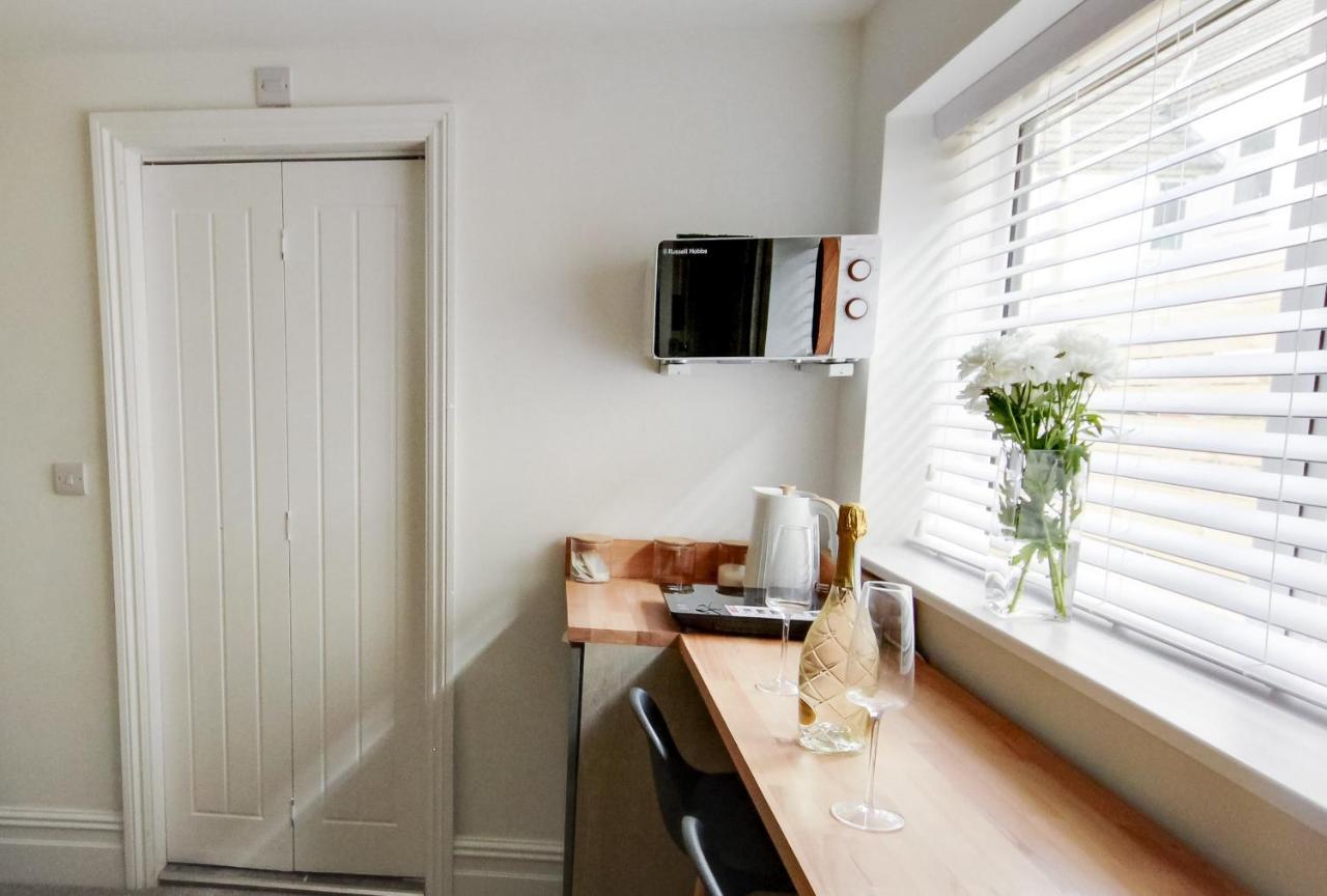 Bay City Studio Apartments By Staying-Away Cardiff Buitenkant foto